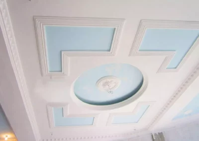 Finitions intérieures sur plafond